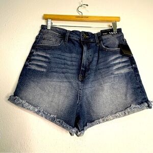 Kendall + Kylie Women's Blue Denim Jeans Shorts. Sz 13/31. NWT.